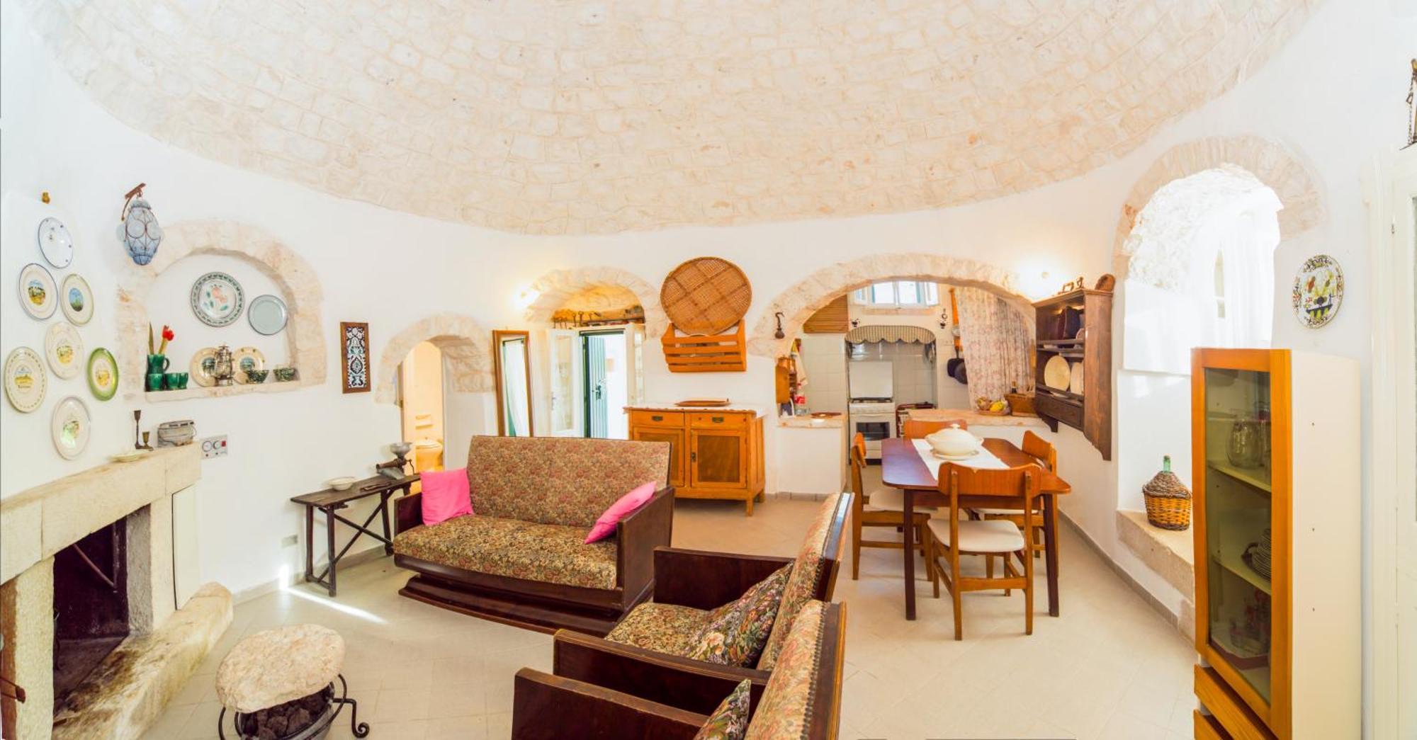 Trulli Girasoli E Viole Cocolicchio Pokoj fotografie